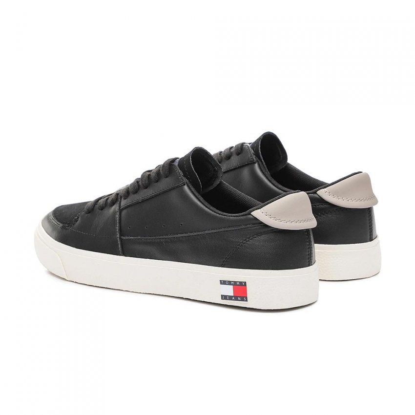 zapatilla tommy jeans negra cuero